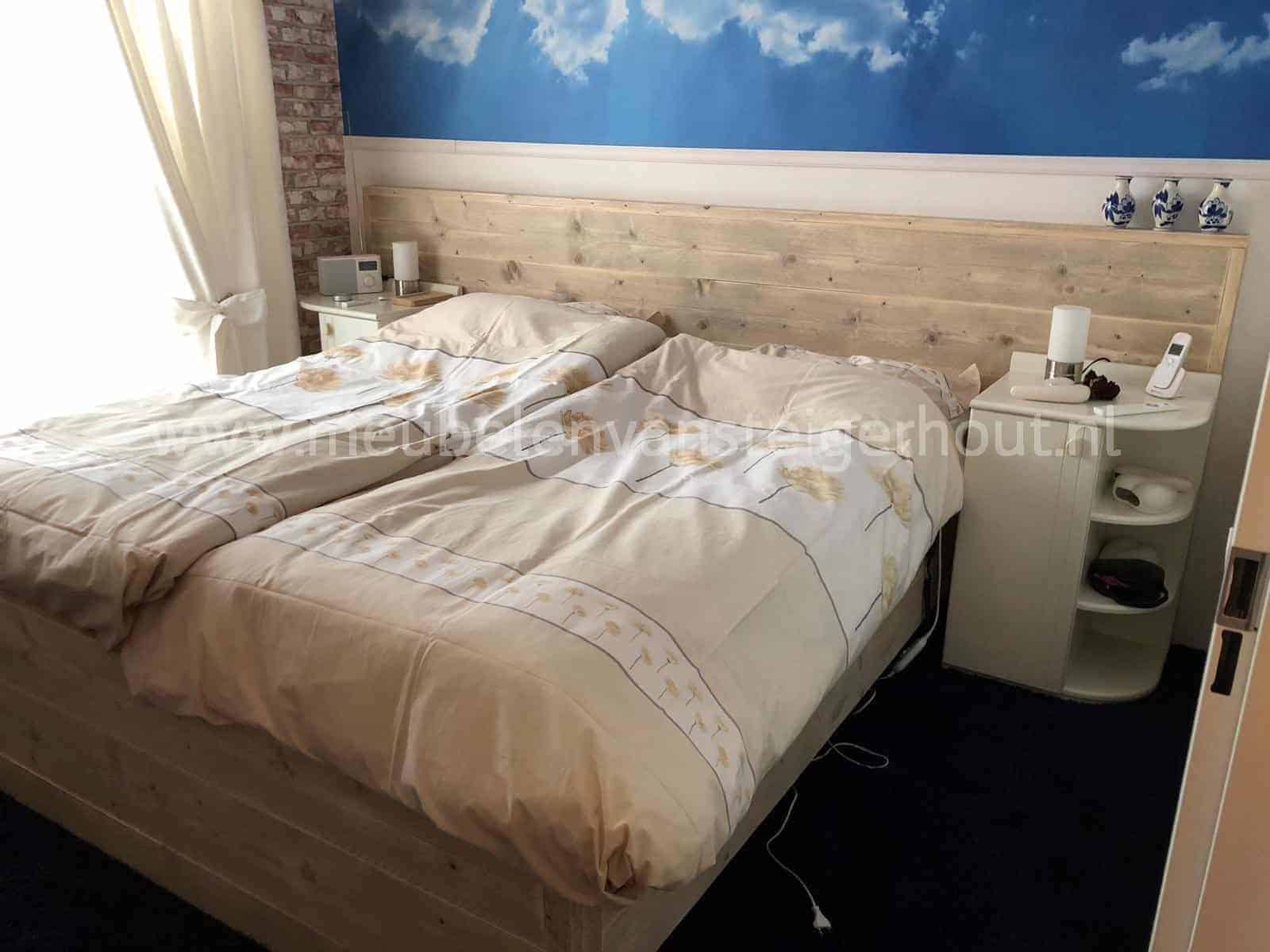 Verbazingwekkend Bed steigerhout met achterwand | Meubelen van Steigerhout VV-35