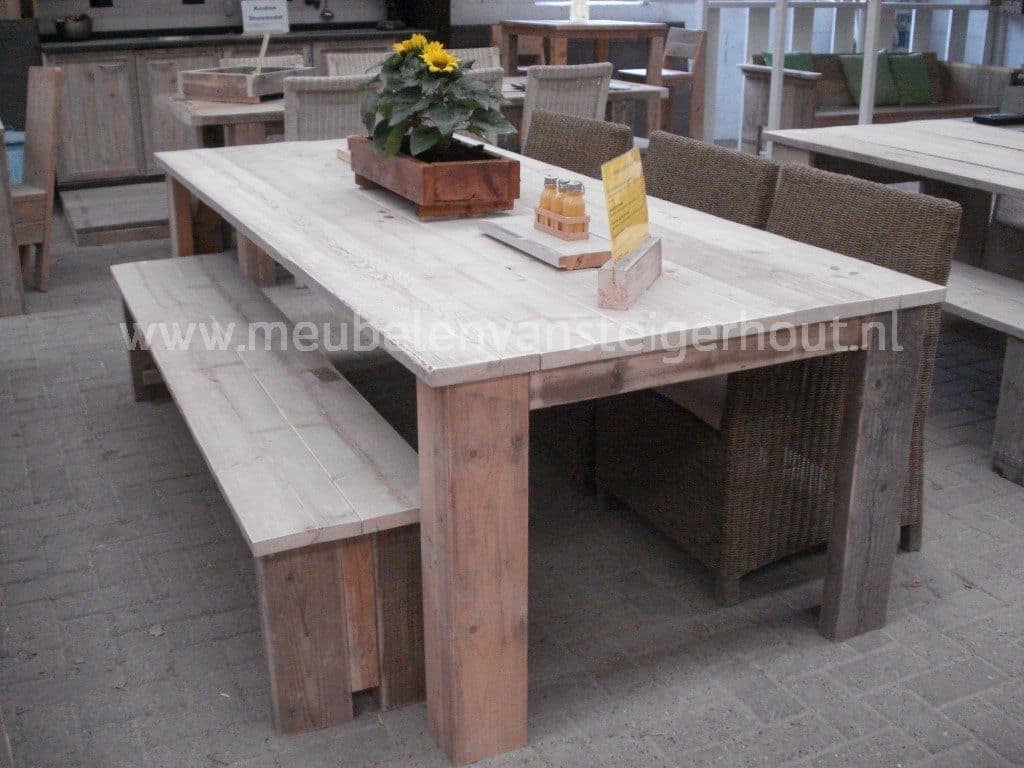 Tuinset met balkentafel stoelen en bank Meubelen van Steigerhout