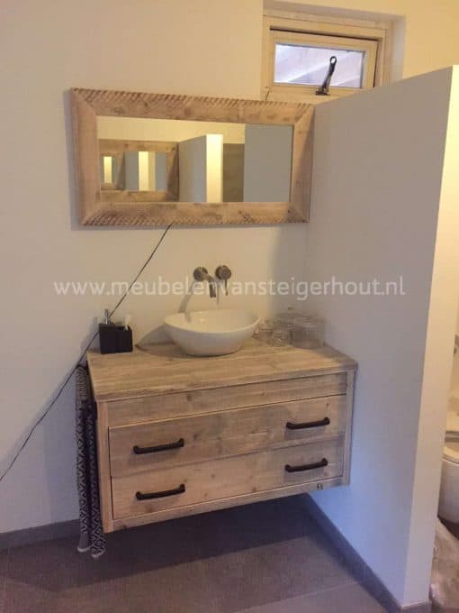 Steigerhout badmeubel zwevend met laden en spiegel