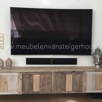 Tv meubel steigerhout dat zwevend kan worden opgehangen